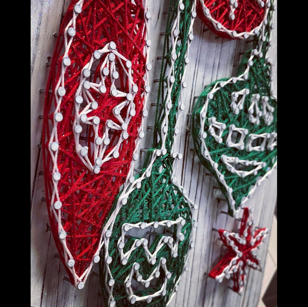 Holiday Hanging Ornaments Wall Plaque